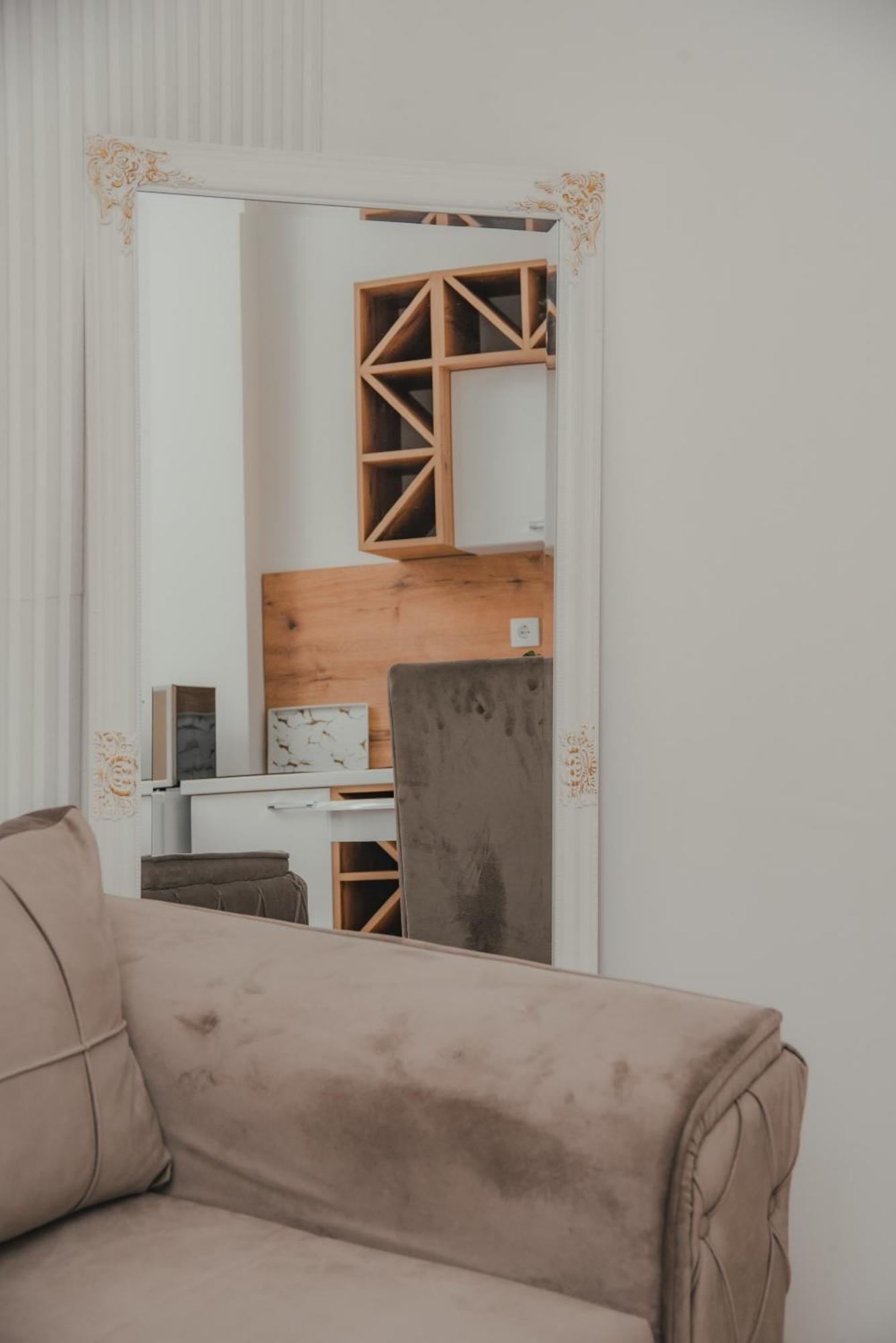 Jes Apartments Leskovac  Extérieur photo